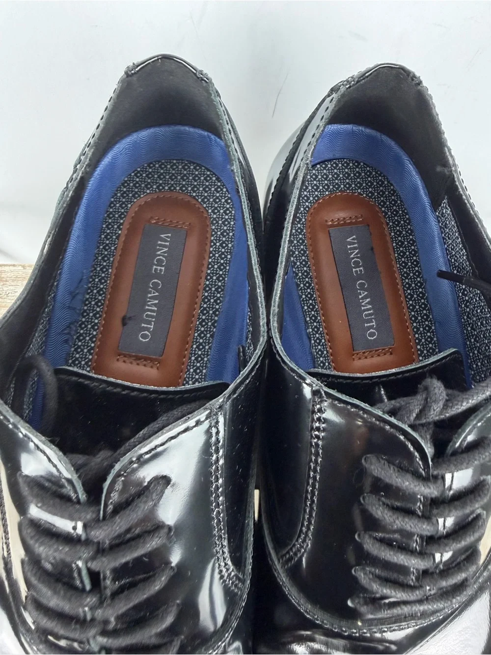 Vince Camuto patent leather oxford dress shoes polished mirror finish size 10M